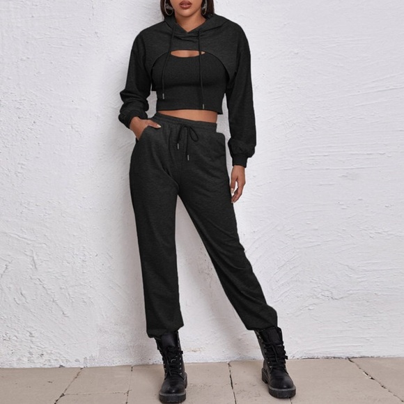 3 Piece Activewear Set - Picture 2 of 4